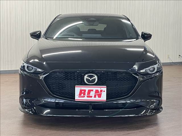 MAZDA3 FASTBACK