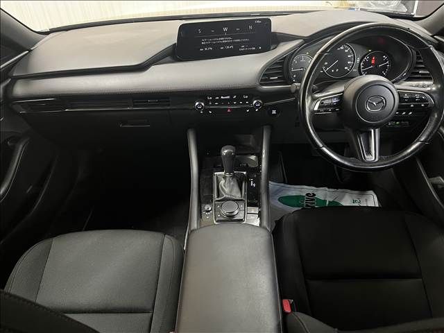 MAZDA3 FASTBACK