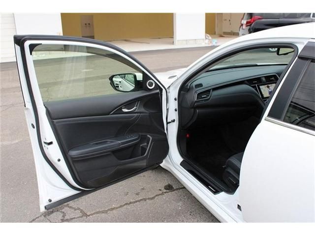 INSIGHT sedan