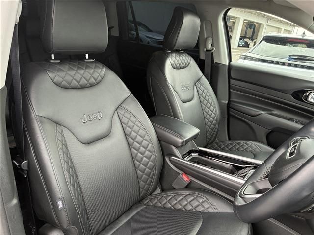 JEEP COMMANDER