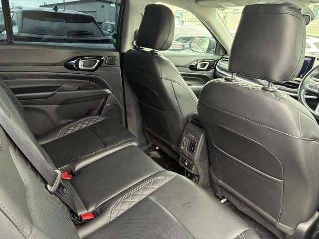 JEEP COMMANDER