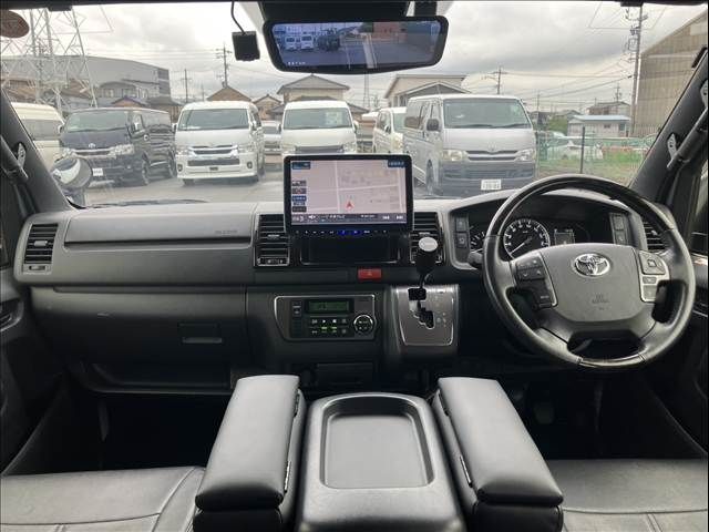 HIACE van 2WD