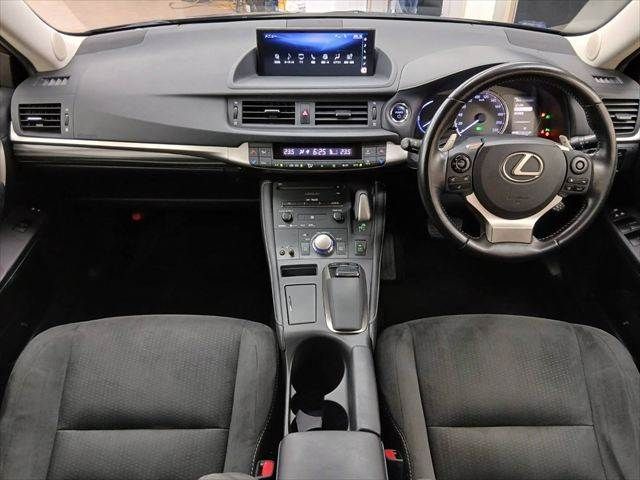 LEXUS CT200h