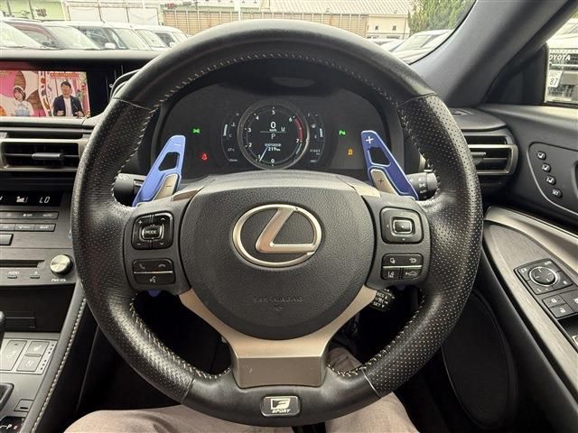 LEXUS RC300