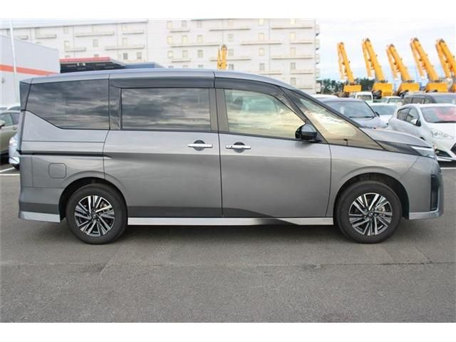 SERENA  WG 4WD