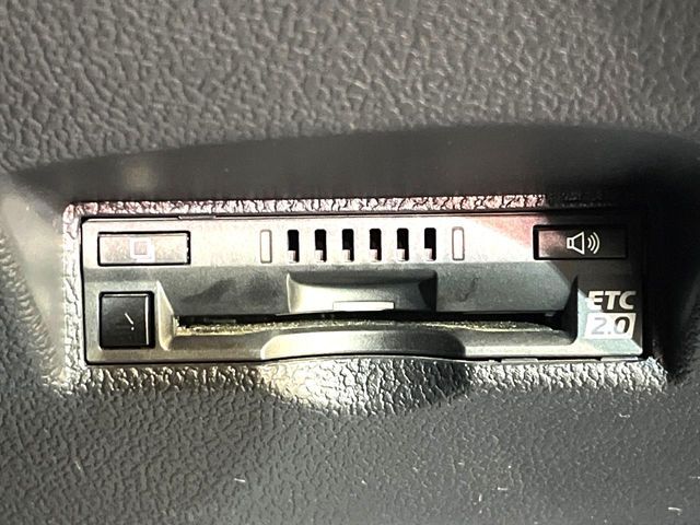 PRIUS 4WD