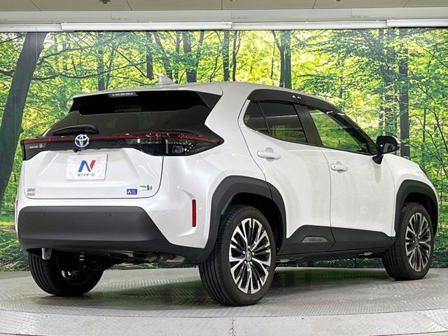 YARIS CROSS HYBRID