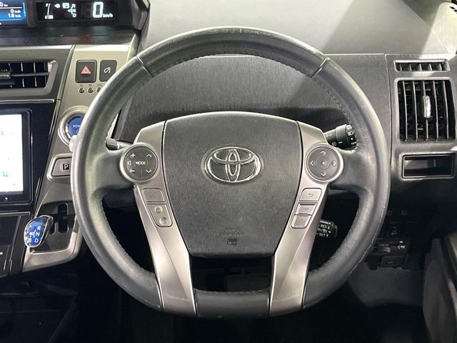 PRIUS Alpha