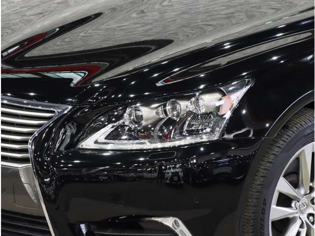LEXUS LS600h