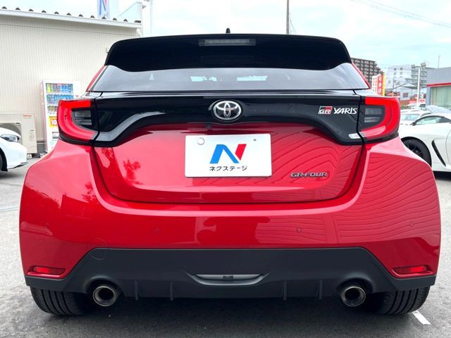 GR YARIS