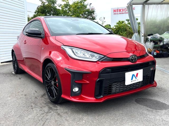 GR YARIS