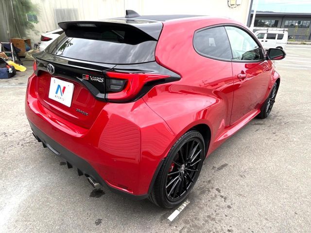 GR YARIS