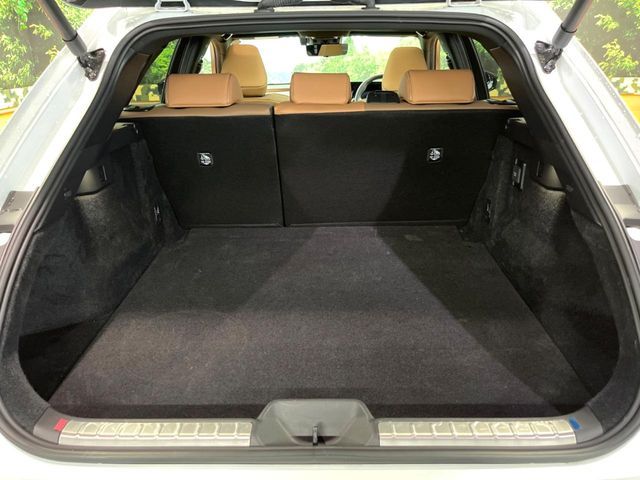 CROWN SPORT