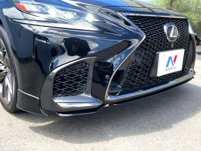 LEXUS LS500 4WD