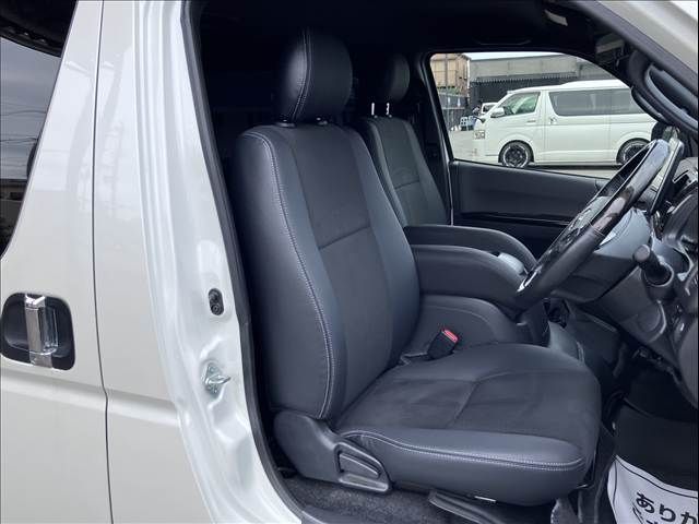 HIACE van 2WD