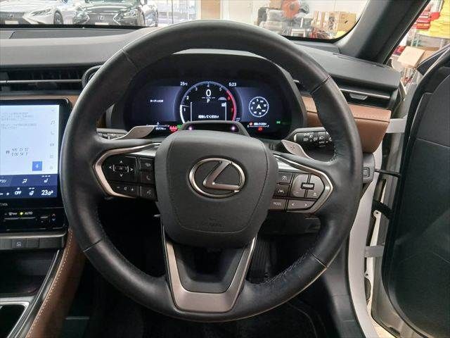 LEXUS LBX