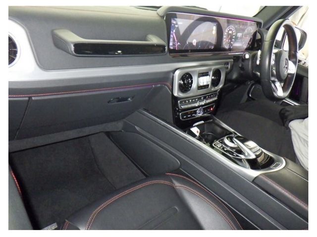 MERCEDES BENZ G-Class