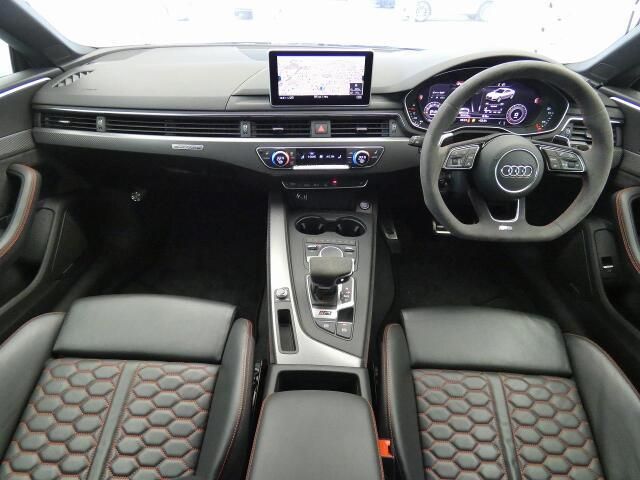 AUDI RS5