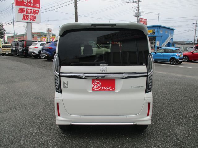 N BOX CUSTOM