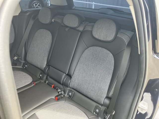 MINI COOPER SD CROSSOVER