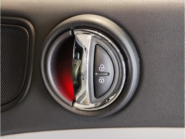 MINI COOPER D CROSSOVER
