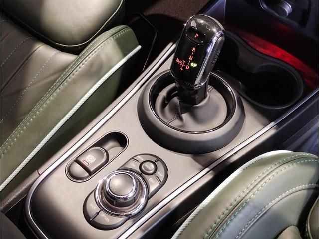 MINI COOPER D CROSSOVER