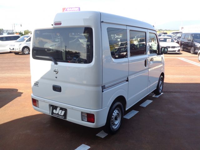 NV100 CLIPPER 4WD