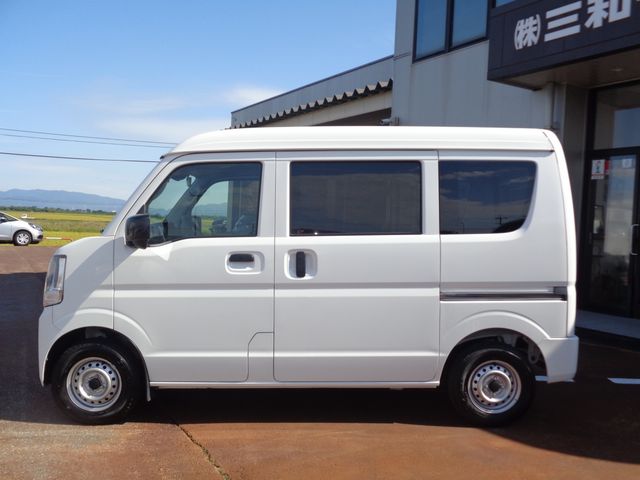 NV100 CLIPPER 4WD