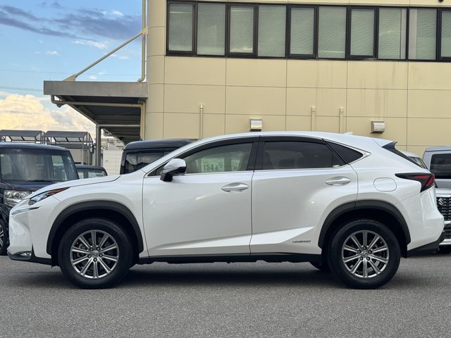 LEXUS NX300h