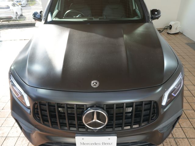 MERCEDES BENZ GLB
