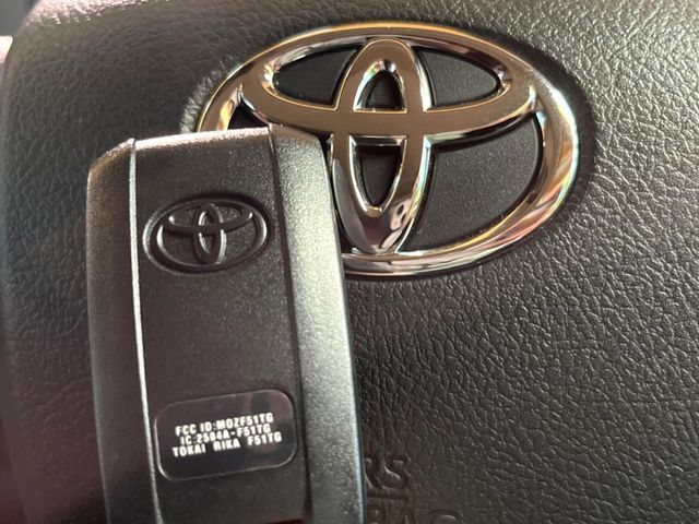 LANDCRUISER 70