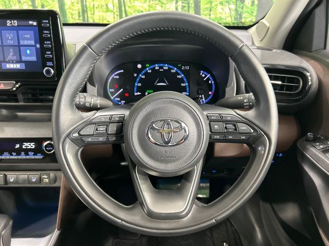 YARIS CROSS HYBRID
