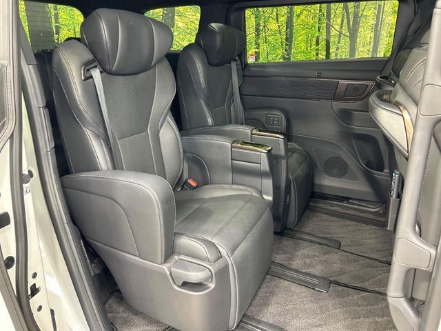 ALPHARD hybrid