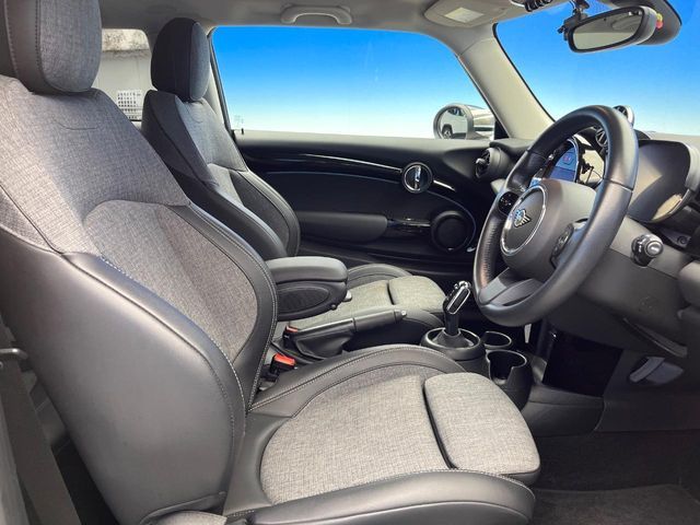 MINI COOPER D