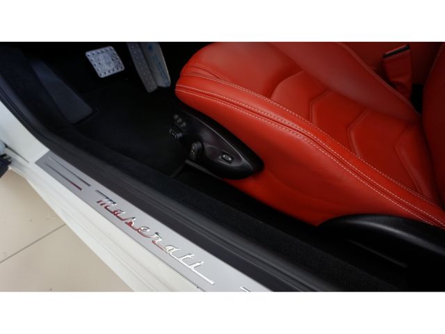 MASERATI GRANTURISMO