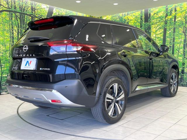 X-TRAIL HYBRID 4WD