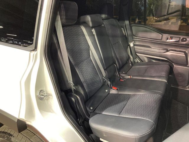 LANDCRUISER 250