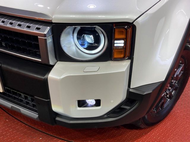 LANDCRUISER 250