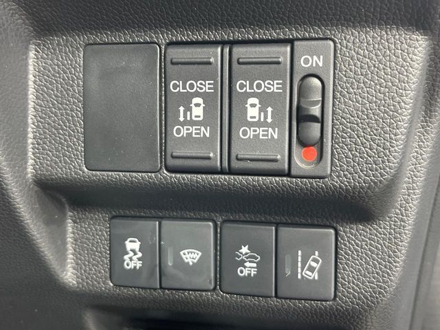 FREED 4WD