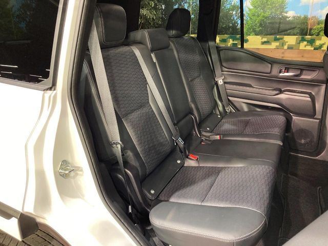 LANDCRUISER 250