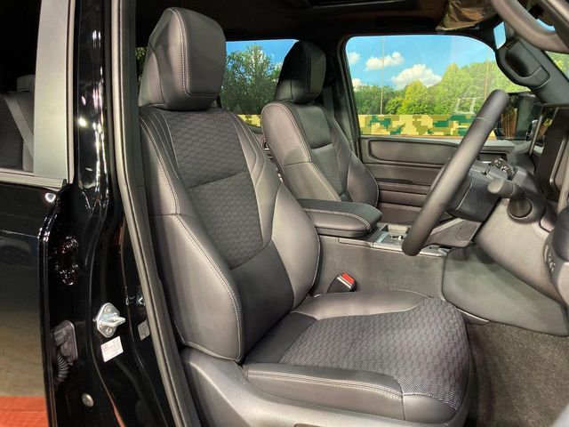 LANDCRUISER 250