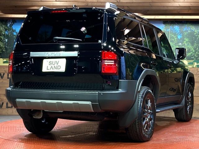 LANDCRUISER 250