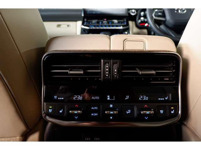 LANDCRUISER wagon