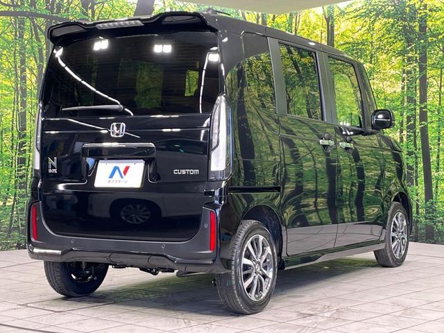 N BOX 4WD