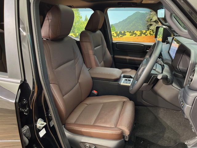 LANDCRUISER 250