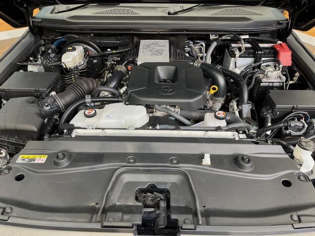LANDCRUISER 250