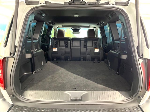 LANDCRUISER 250