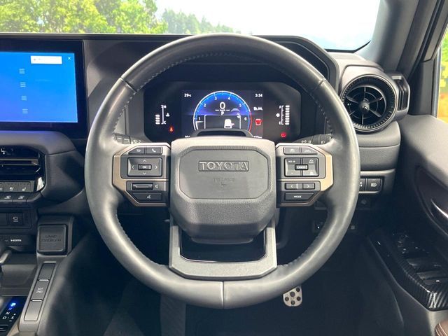 LANDCRUISER 250