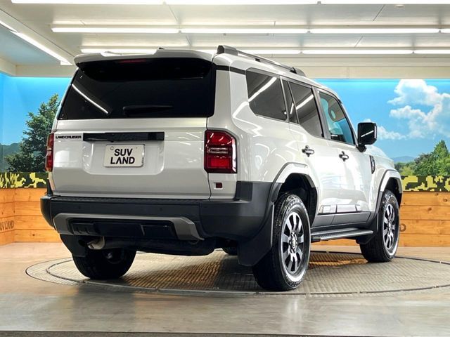 LANDCRUISER 250