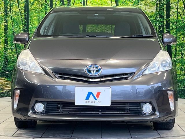 PRIUS Alpha